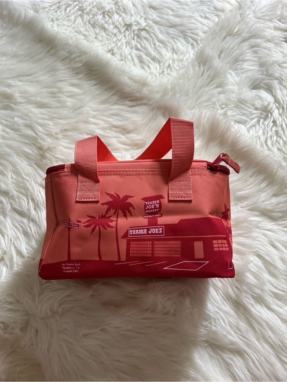 Trader Joe's Coral Mini Insulated Tote Bag - Picture 5 of 5